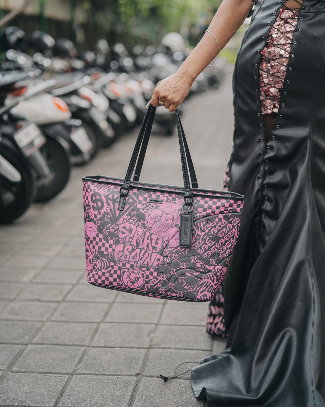 HOT PURSUIT TOTE